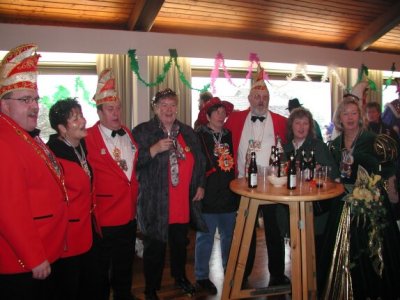 Spaß am feiern - Das Rathaus ist in närrischer Hand