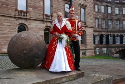 Prinz Karsten I. und prinzessin Ute II. vom Gl&auml;snertal zu Niester Riesen